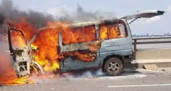 Nine Passengers Get Burnt In Horrific Oyo Auto Crash