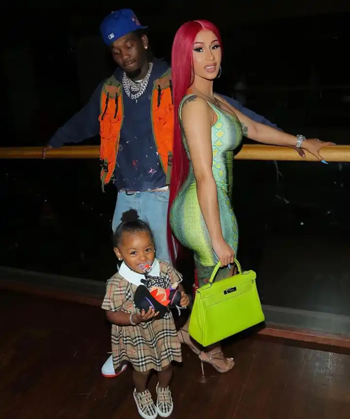 Cardi B shares sweet family photo with offset, Kulture