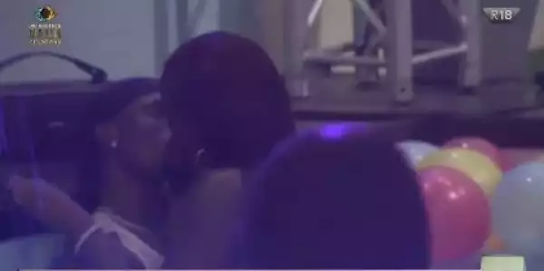 BBNaija All Stars: Tolanibaj Spotted Kissing Neo During Pool Party (Video)