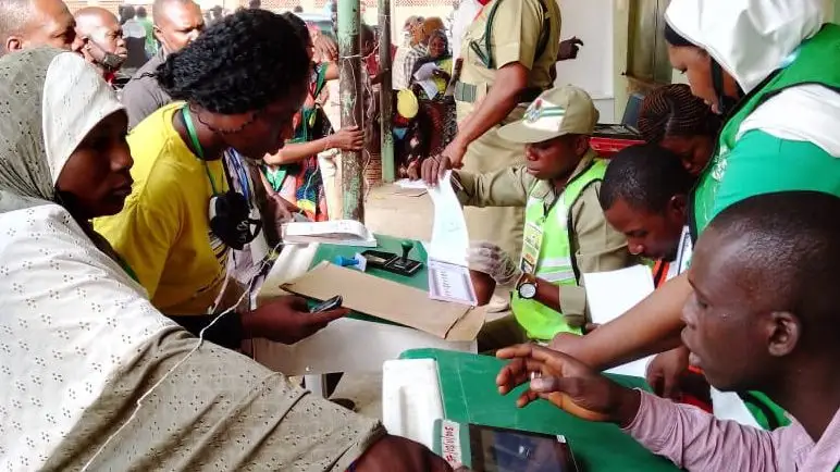 Nigerians’ll vote without money at polling units — INEC