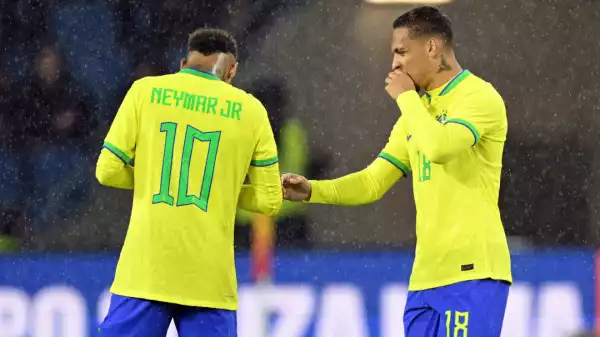 Neymar backs Antony over showboating controversy