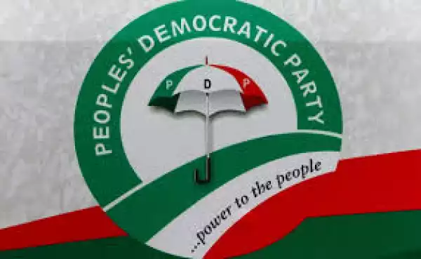C’River LG boss locks out monarchs over meeting with PDP candidate