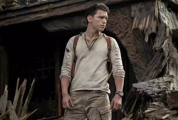 Uncharted Poster Offers New Look at Tom Holland and Mark Wahlberg