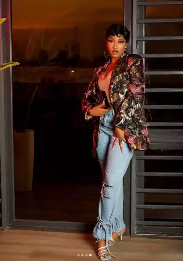 Thunder Strike Your Mouth – Tacha Lashes Out At Twitter User Over Unsolicited Advice