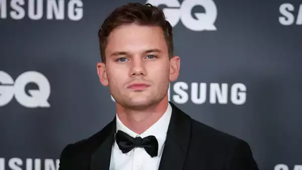 Return to Silent Hill: Jeremy Irvine to Lead Horror Reboot