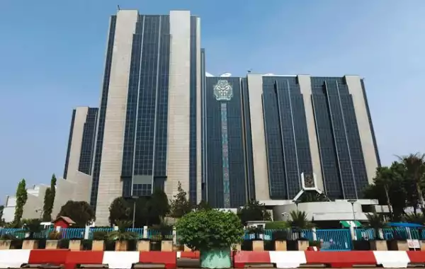 Old Naira Notes Are No Longer Legal Tender - CBN