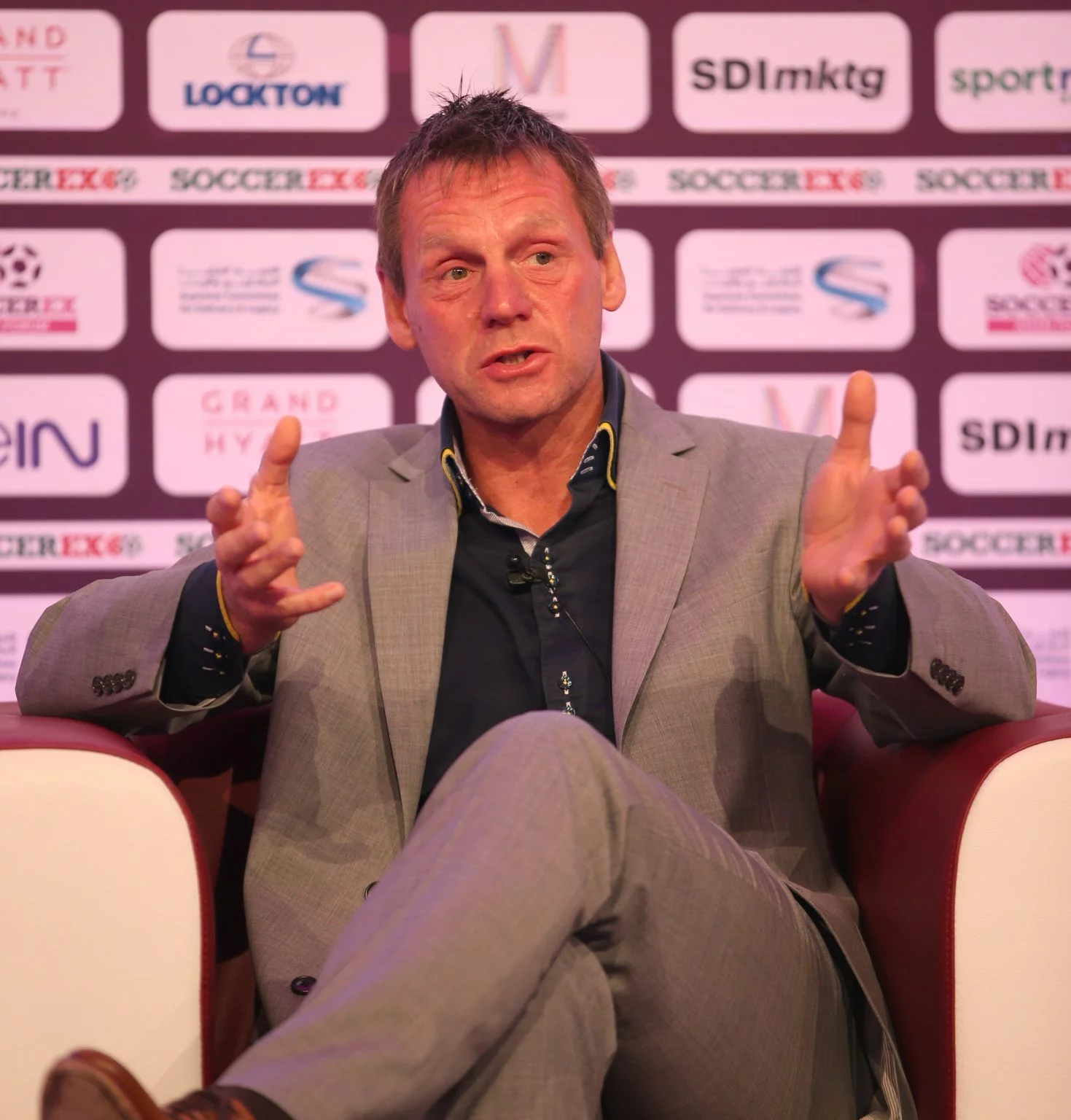 EPL: They’ve given up – Stuart Pearce slams Manchester United players