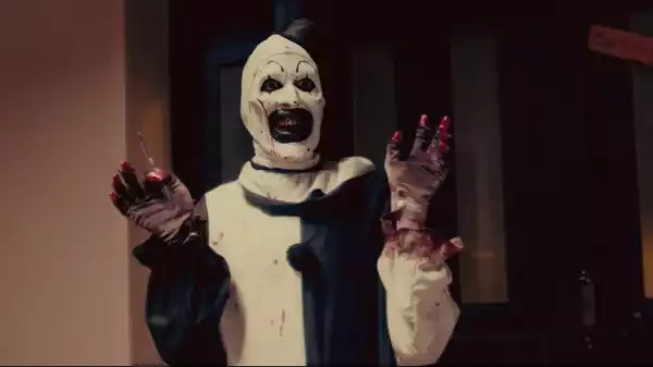 Terrifier 3 Director Shares Horrifying Art the Clown Set Image