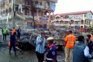 GRAPHIC VIDEO: First Worst 15 Minutes Of Abuja Mall Bomb Blast Captured By EyeWithness [mp4]