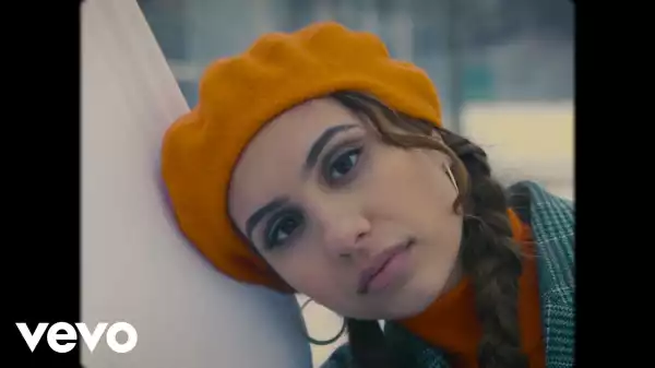 Alessia Cara - You Let Me Down (Video)