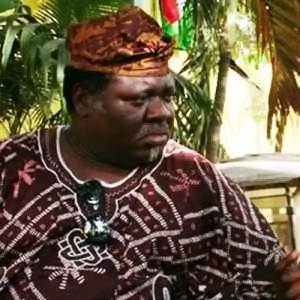 Veteran Actor, Chief Kanran Burst in Tears As He Begs For a Place To Lay His Head