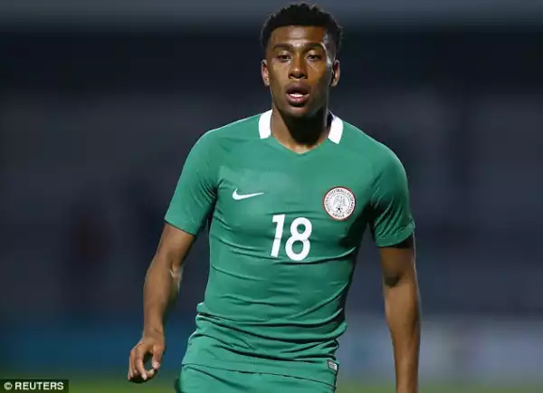 Super Eagles Star Alex Iwobi Pays Tribute To #EndSARS Movement With An Inscription On His Footwear