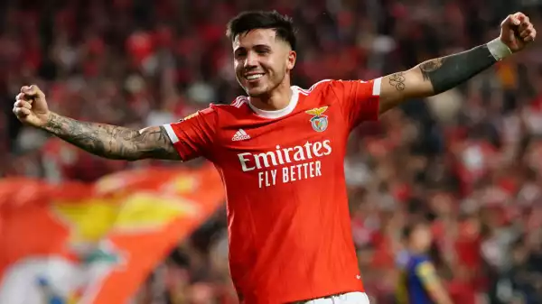 Chelsea close to reaching €130m agreement with Benfica for Enzo Fernandez