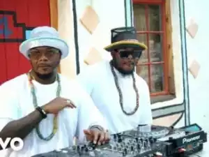 Major League DJz, Abidoza – Dinaledi Ft. Mpho Sebina (Video)
