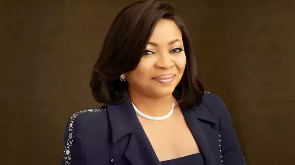 Billionaire businesswoman Folorunso Alakija, husband donate N1bn to Nigeria