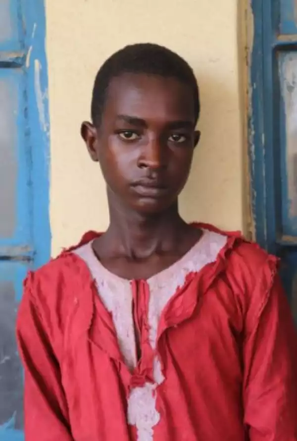 Photo Of 16-year-old Boy Apprehended For Attempting To Exhume Corpse From Cemetery In Niger State