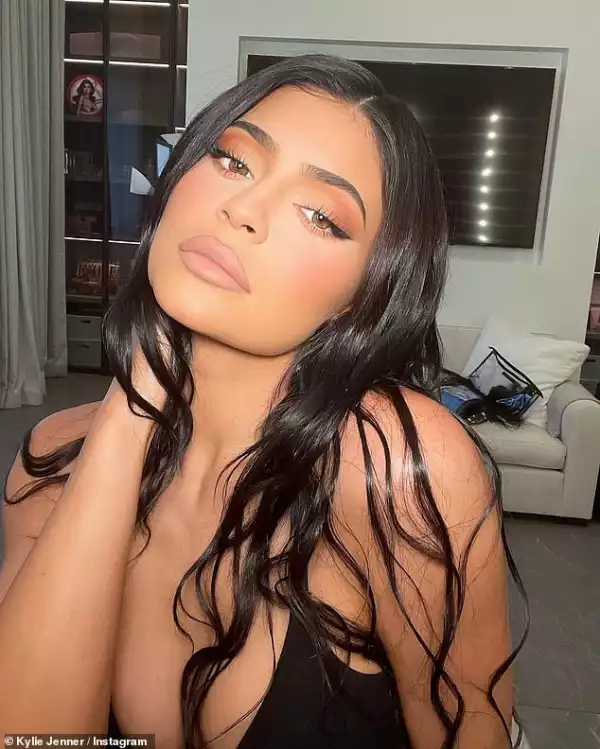 Kylie Jenner Makes History, Becomes The First Woman To Reach 300M Instagram Followers