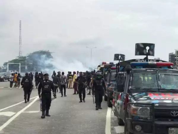 Lagos Police Didn’t Release Us, Court Granted Us Bail – Arrested #EndSARS Memorial Protesters Speak