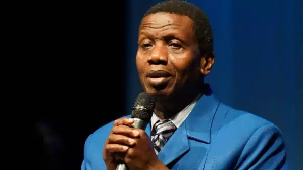 Pastor Adeboye Sends Love Note To His Wife On Her 74th Birthday