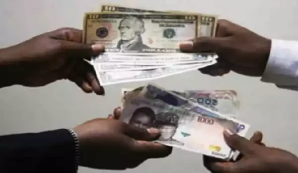 21 illegal forex dealers, others arrested at Lagos airport