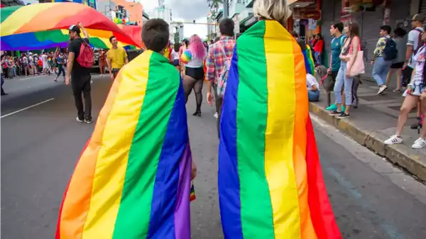 Costa Rica legalizes same-sex marriage