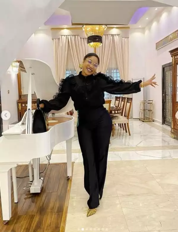 Tonto Dikeh Celebrates Her Mother 32 years After Her Death