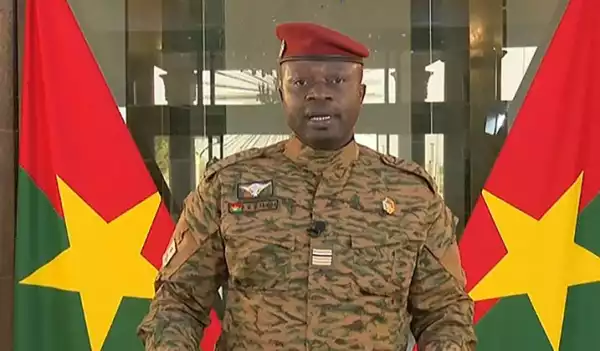 Burkina Faso’s junta suspends radio station over Niger criticism