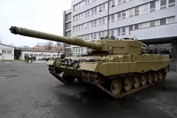 U.S and Germany to send war tanks to Ukraine to prepare for Russian offensive