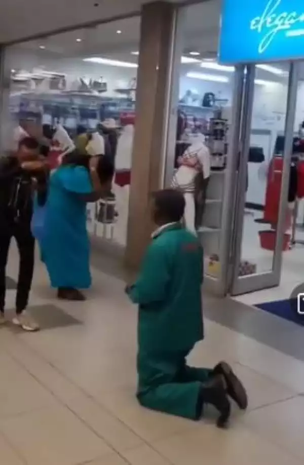 Elderly Man Goes On His Knee To Propose To His Partner At The Mall (Video)