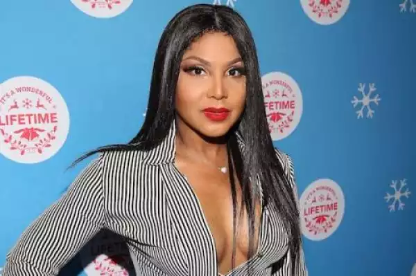 Grammy-winning Singer, Toni Braxton, Loses Sister, Traci, To Cancer