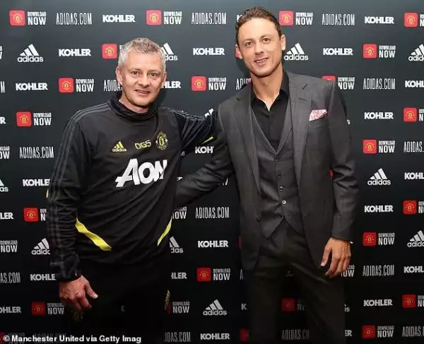 Manchester United star Nemanja Matic signs new 3 year deal with club (photos)