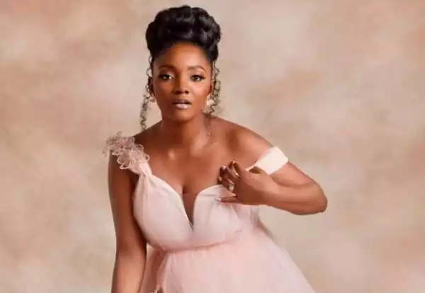 Election Budget Should Have Been Used To Fix Hospitals And Schools – Singer Simi Blasts INEC