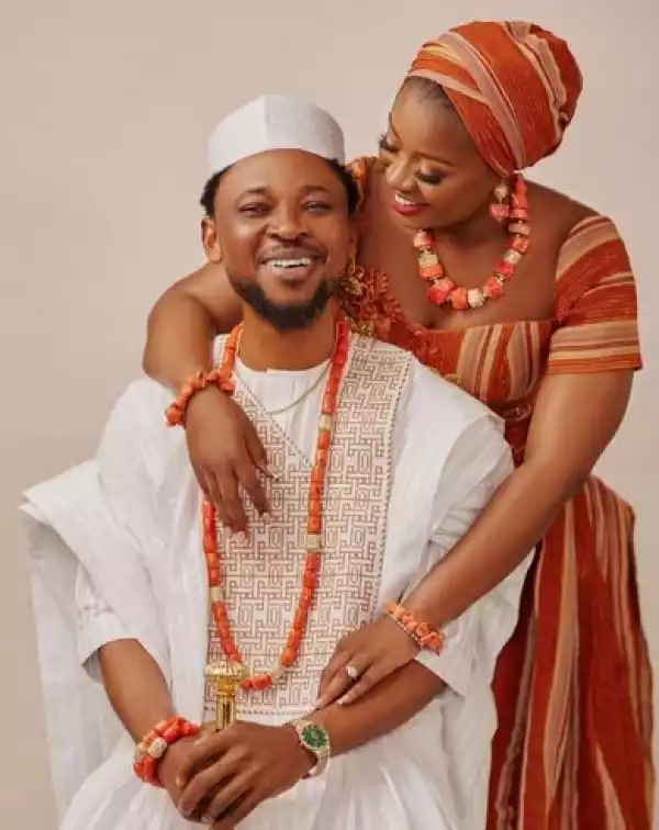 Omojuwa Releases Pre-wedding Photos