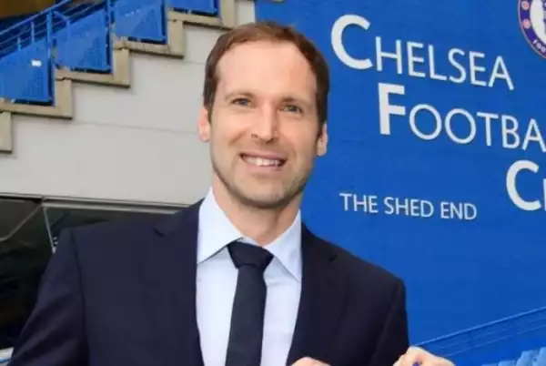 Petr Cech Identifies The Goalkeeper To Replace Kepa At Chelsea