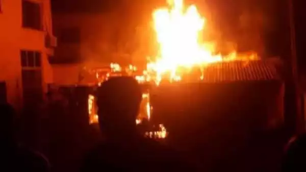 25 People Brutally Burnt To Death As Illegal Refinery Catches Fire In Rivers State