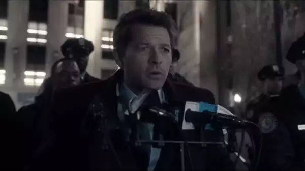 Gotham Knights Video Teases Misha Collins’ Two-Face Transformation