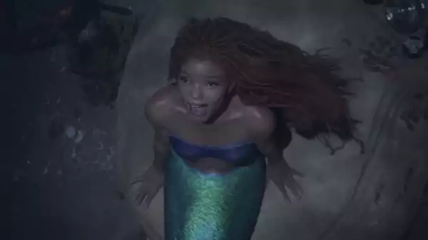 Halle Bailey Clarifies Comments on The Little Mermaid’s Depiction of Ariel