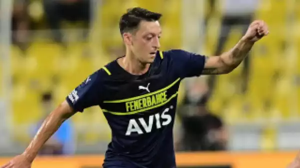Ex-Arsenal midfielder Ozil unsettled at Fenerbahce