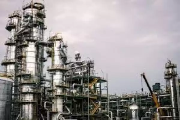 Dangote Refinery’ll Reduce Import Bill By 40% – Emefiele
