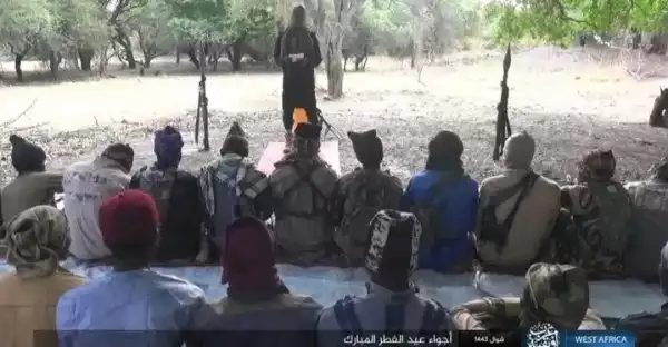 Boko Haram Terrorists Openly Observe Eid-el-Fitr Prayer (Pictures)