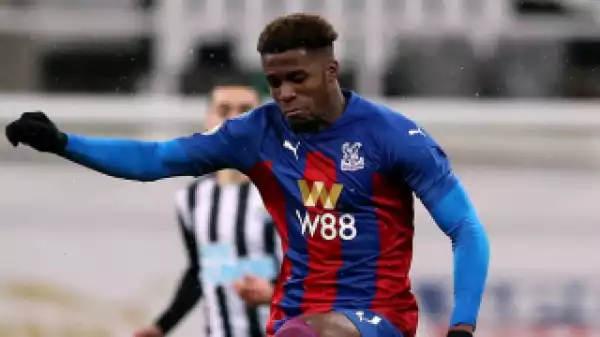 Wilfried Zaha demands transfer from Crystal Palace