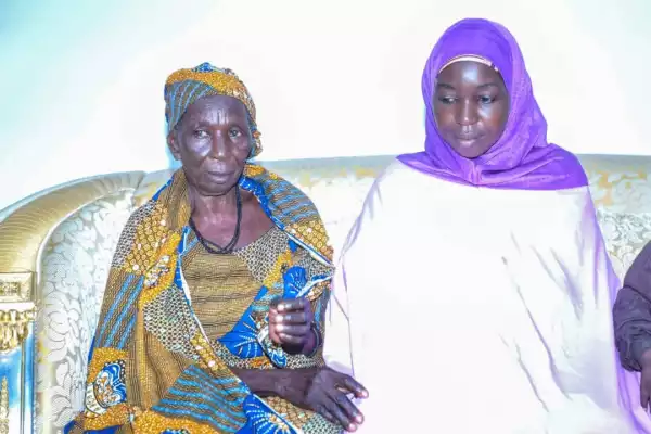 Abducted Chibok schoolgirl returns home and reunites with her family (photos)