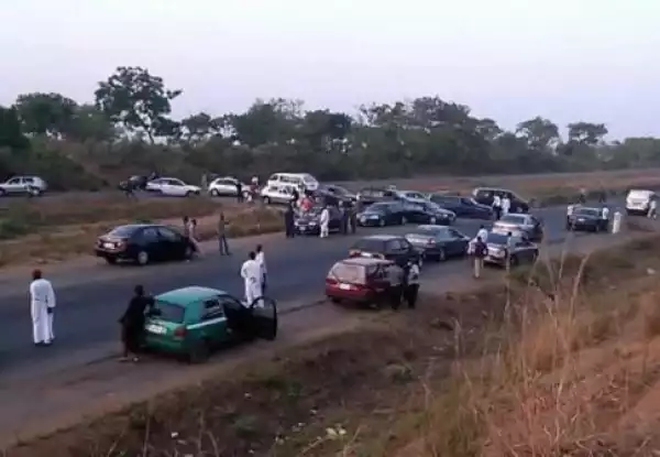 Police And Bandits Engage In Shootout On Kaduna-Abuja Highway