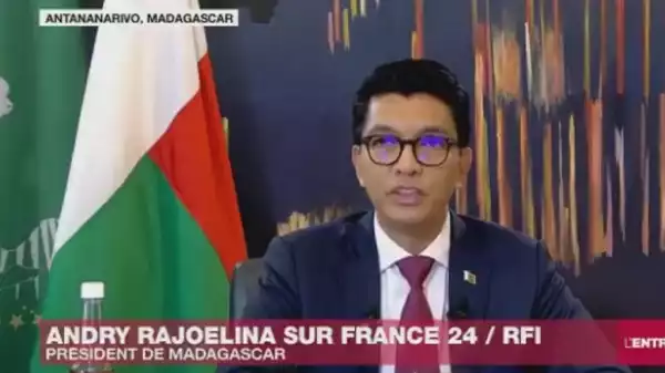 Madagascar president Rajoelina hits back at critics speaking against the country’s herbal drug for COVID-19 (video)