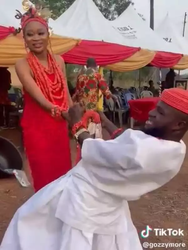 Bride Embarrassed By Groom’s Dance Moves (Video)