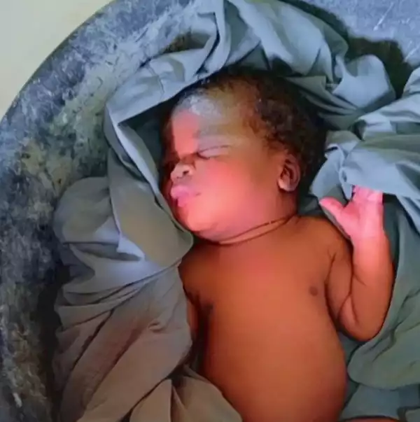 Day-old baby dumped in sewage tank in Lagos