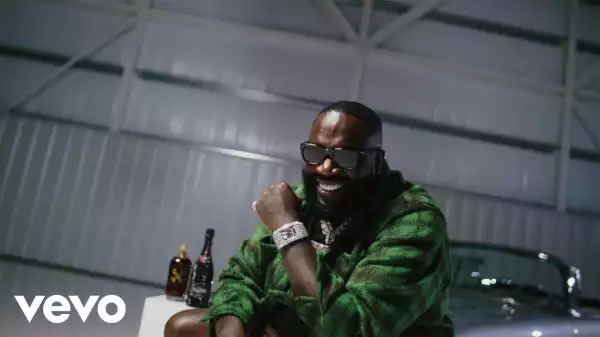Rick Ross - Champagne Moments (Video)