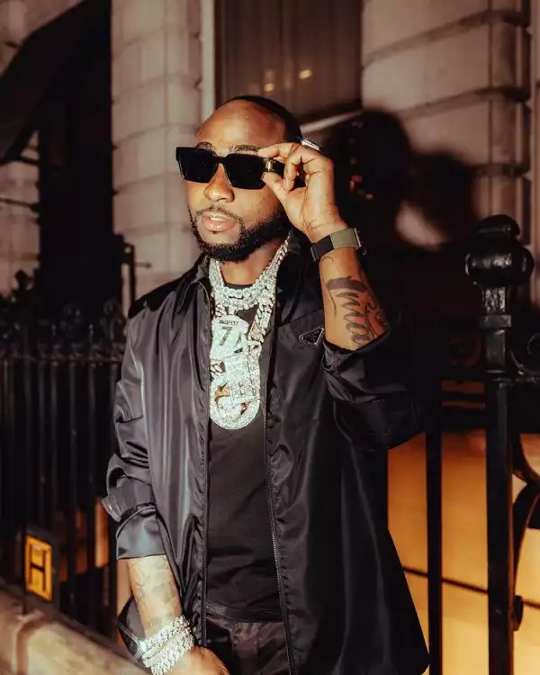Davido Mourns Death Of Personal Photographer, Fortune With Heartfelt Note