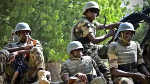 4 Nigerian Soldiers Die On Bauchi High-Way