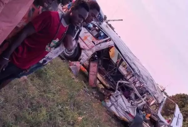 Tragedy As Seven Perish, 15 Injured In Ogbomoso Road Crash